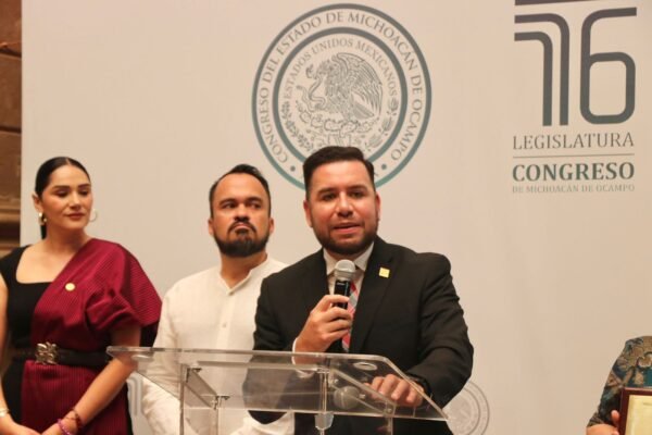 Reyes Galindo confía en Bedolla para regularizar a trabajadores CENDI