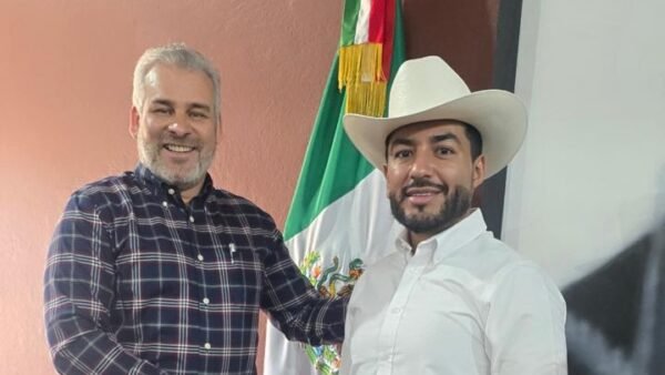 Presidente municipal Humberto Jiménez reconoce respaldo de Bedolla para obras en Los Reyes