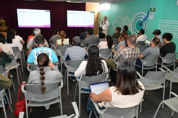 Sedeco inicia programa Desafío Emprendedor para 180 negocios en tres ciudades