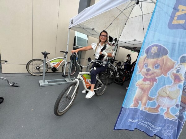 Biciescuela del Ayuntamiento promueve uso de bicicleta en trabajadores y ciudadanía