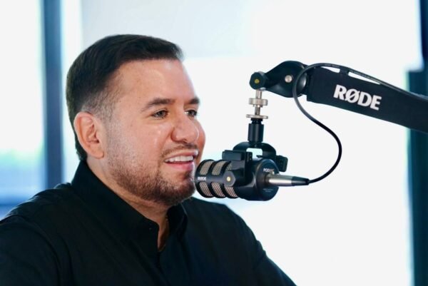 Reyes Galindo compromete respaldo a nueva ley para protección de periodistas en Michoacán
