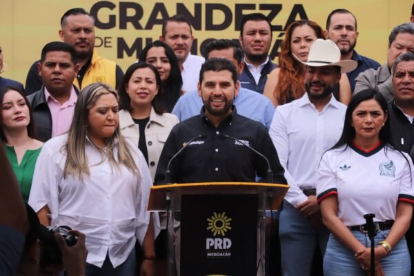 Octavio Ocampo recorrerá regiones de Michoacán para escuchar a la ciudadanía