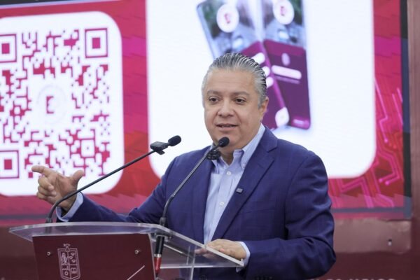 Luis Navarro anuncia licencia de conducir digital en Michoacán con validez nacional