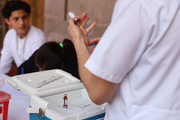 SSM invita a vacunarse contra sarampión para un Mundial seguro en Michoacán