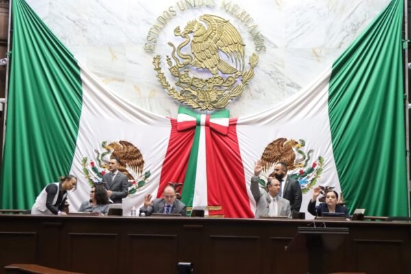 Congreso de Michoacán prioriza salud materno-infantil con reformas a Ley de Salud