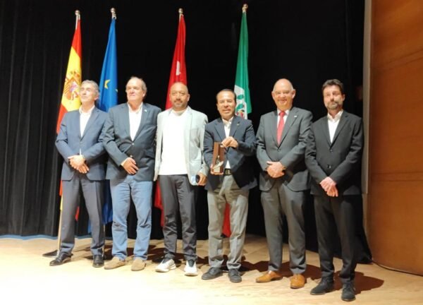 Gobierno de Alfonso Martínez logra tercera Escoba de Platino para Morelia