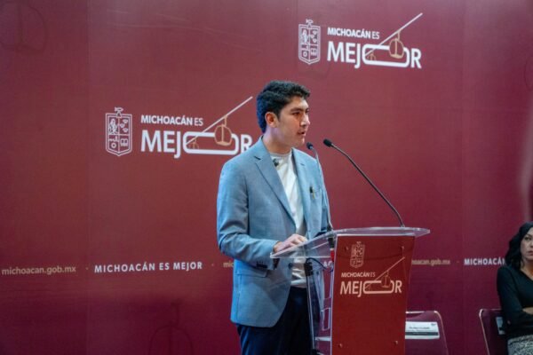 Ijumich fortalece plataforma digital de servicio social para simplificar trámites