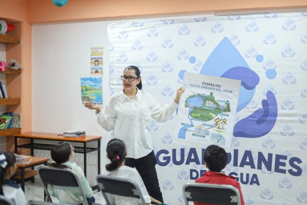 Adolfo Torres promueve cultura del cuidado del agua entre niñez moreliana