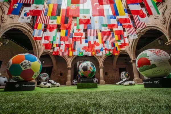 Gobierno de Morelia abre exposición futbolística en Palacio Municipal