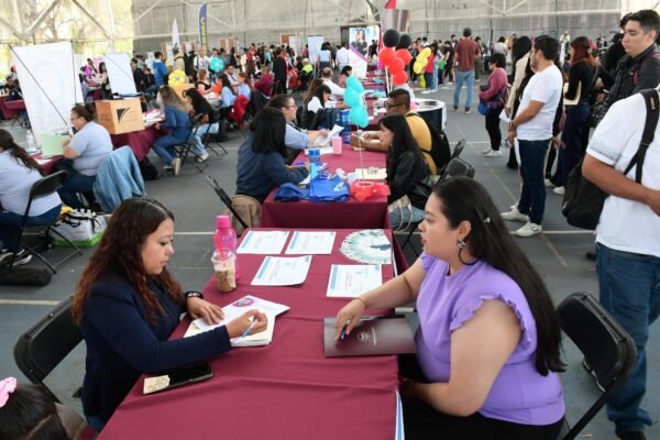 Sedeco impulsa ferias de empleo formal en Michoacán para fortalecer familias
