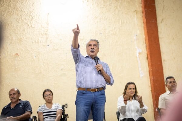 Raúl Morón lidera preferencias internas en Morena con 38.4% según encuesta