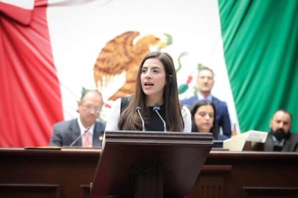 Giulianna Bugarini califica de desproporcionada la remoción de consejeros del IEM
