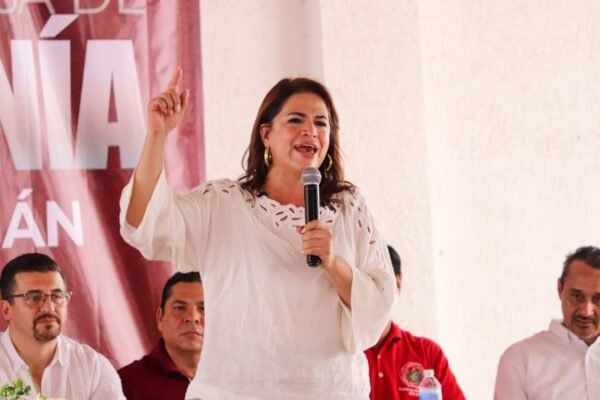 Fabiola Alanís destaca organización territorial como clave para defender soberanía en Michoacán