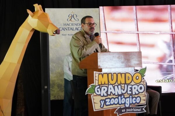 Secma destaca papel de zoológicos y acuarios en conservación durante reunión nacional en Contepec