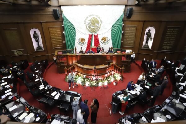 Congreso reforma Ley de Desarrollo Económico para facilitar empleo formal a jóvenes en Michoacán
