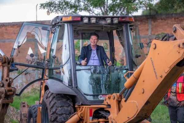 Alfonso Martínez arranca construcción del Centro Cultural y de Convenciones en Morelia