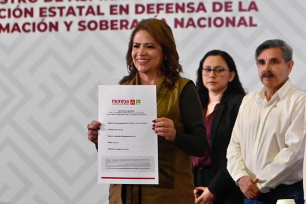 Fabiola Alanís se registra para coordinar defensa de la Transformación y soberanía en Michoacán