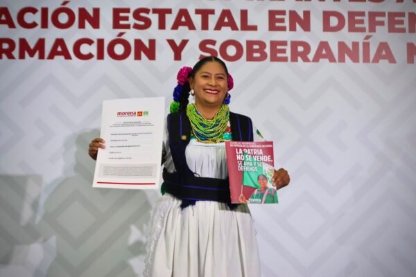Celeste Ascencio se registra para coordinar Comités de Defensa de la Transformación en Michoacán