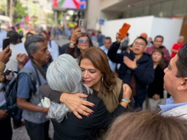 Emma Rivera respalda registro de Fabiola Alanís como aspirante a coordinación de Morena en Michoacán