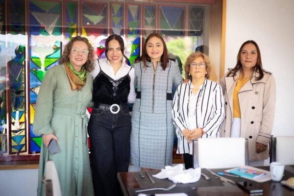 Giulianna Bugarini se reúne con Colegio de Abogadas para fortalecer trabajo legislativo en Michoacán
