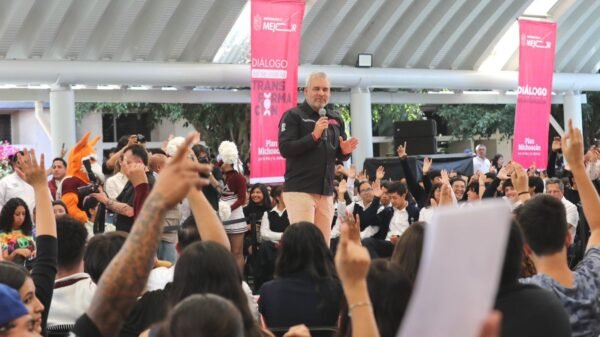 Bedolla reporta apoyo a 55 mil estudiantes con beca Gertrudis Bocanegra en Michoacán