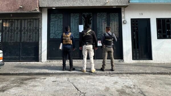 FGE asegura más de mil dosis de metanfetamina en cateos en Morelia