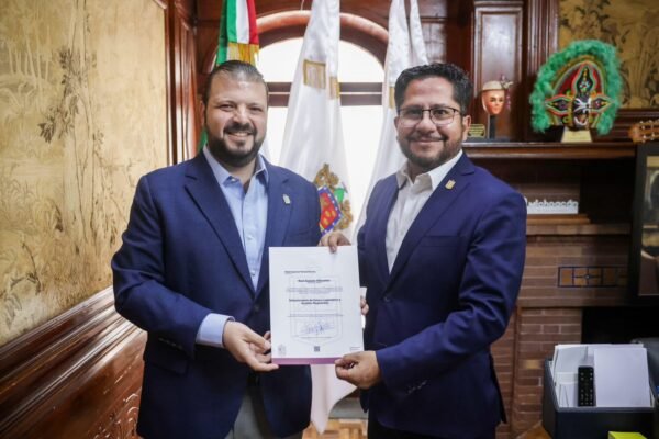 Raúl Zepeda entrega nombramientos a nuevos subsecretarios de Segob