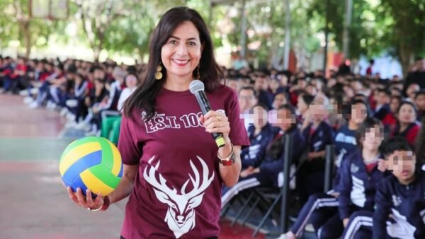 Gabriela Molina destaca inversión de 960 mdp en herramientas de aprendizaje en Michoacán