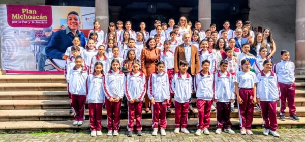 SEE destaca labor docente y familiar en Olimpiada del Conocimiento Infantil