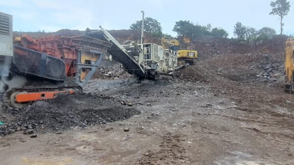 Proam clausura banco de materiales y plantas en Lagunillas