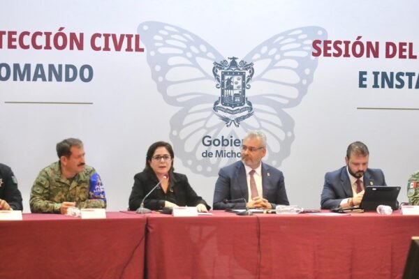 Alfredo Ramírez instala Puesto de Comando por lluvias en Michoacán