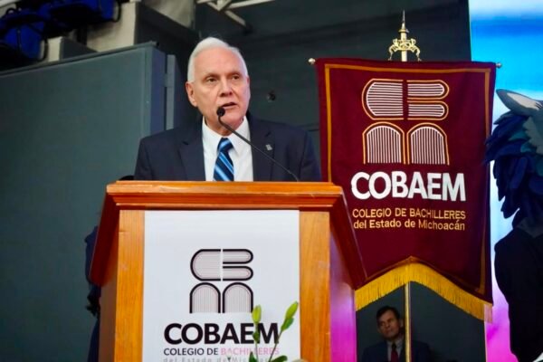 Cobaem reporta más de 11 mil 300 egresados de bachillerato