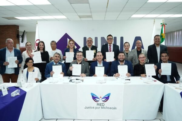 Semigrante amplía descuentos educativos para familias migrantes en Michoacán