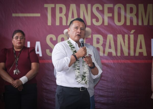 Torres Piña respalda estrategia de Sheinbaum para registrar líneas telefónicas y combatir extorsión