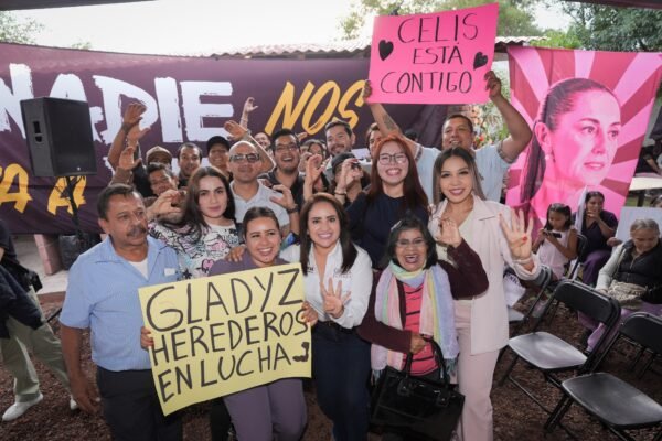 Gladyz Butanda encabeza asamblea en Capula en defensa de la transformación