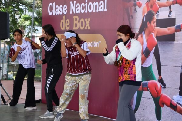 Cecufid reúne a 300 personas en Clase Nacional de Box en Morelia