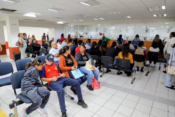 SEE reanuda actividades con normalidad tras periodo vacacional y alista ciclo escolar 2026-2027