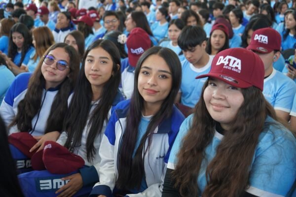 Cobaem: más de 50 mil estudiantes y docentes accederán a D4TA Datos Gratis en 2026-2027