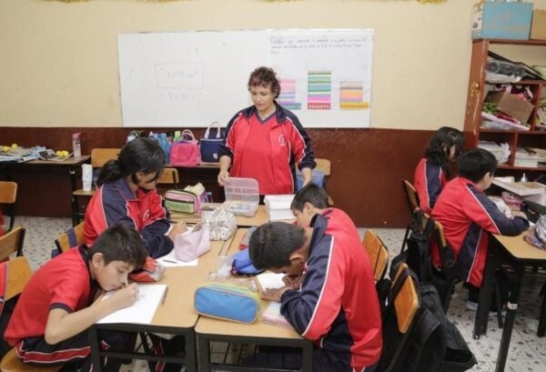SEE invita a docentes a participar en encuesta para nuevo sistema de admisión y promoción