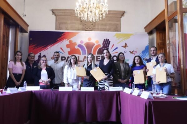 Parlamento Juvenil Incluyente 2026 recibe 105 expedientes para evaluación