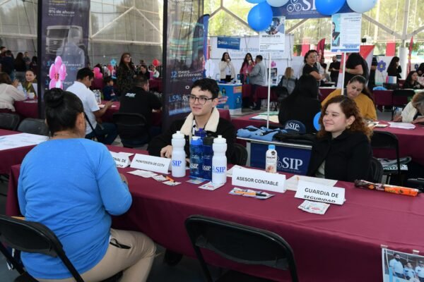 Feria Nacional de Empleo ofrecerá mil 600 vacantes en seis municipios de Michoacán