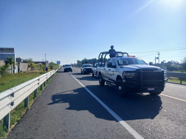 Bedolla reporta operativos para restablecer tránsito ante reacción delictiva por detenciones
