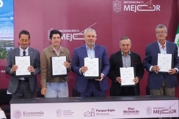 Bedolla firma fideicomiso del Parque Bajío con aportación inicial de 100 mdp de iniciativa privada
