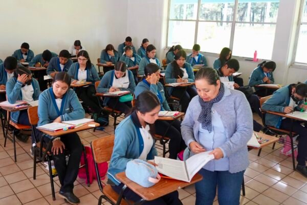 Cobaem inicia cursos propedéuticos para más de 17 mil estudiantes de nuevo ingreso en Michoacán