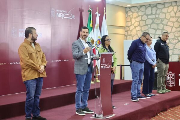 Morebús reducirá 42% de contaminantes y plantará 32 mil árboles en Morelia