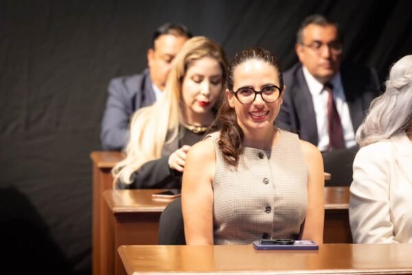 Giulianna Bugarini respalda nuevo modelo educativo de Sheinbaum para ingreso a preparatoria