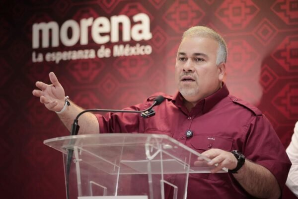 Jesús Mora: Plan Michoacán abre escuelas para cerrar caminos al crimen en el estado