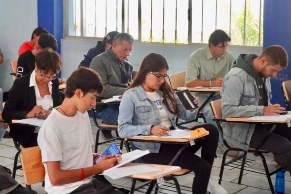Cobaem ofrece bachillerato en dos años con clases solo los sábados para mayores de 20 años