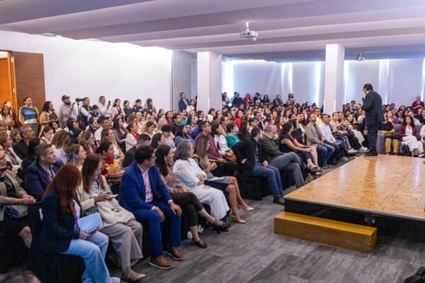 Sipinna realiza convención para fortalecer protección de niñez en Michoacán
