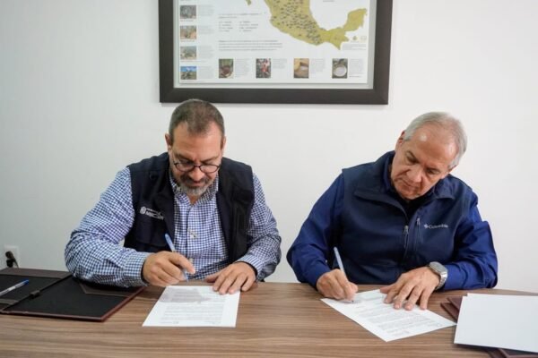 Secma y DUMAC firman acuerdo para conservar cuenca del lago de Cuitzeo